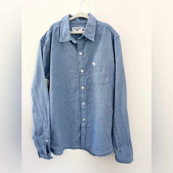 abercrombie kids Other - Abercrombie Kids Boys Chambray Long Sleeve Button Down Shirt Size 11/12